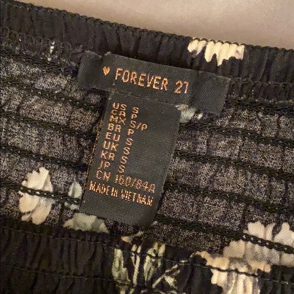 Two piece set - Picture 4 of 7